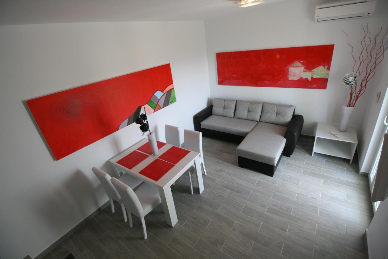 Apartments Mali Nono Salatic Екстер'єр фото